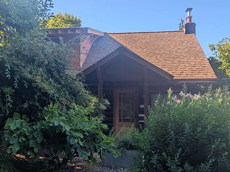 1237 E 25th Ave — Photo 1