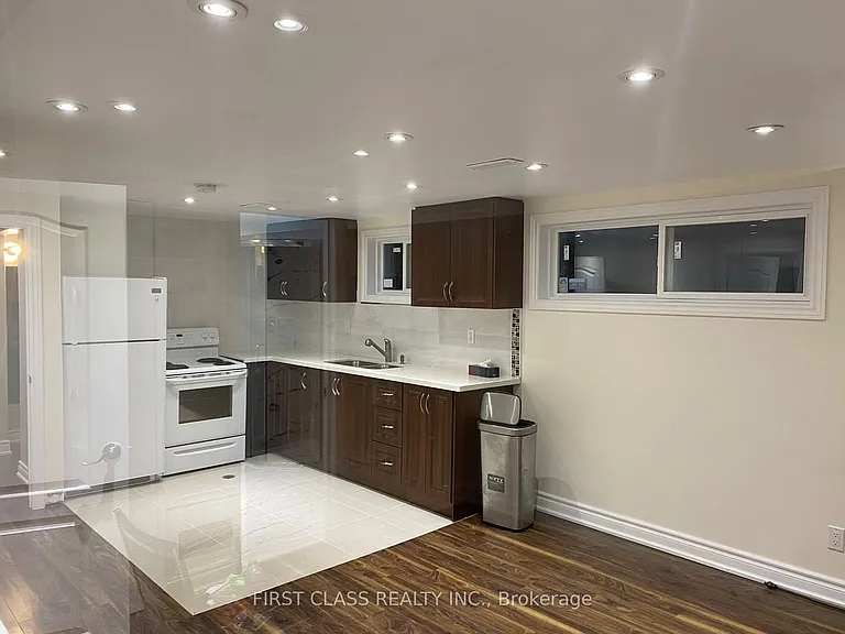 26 Wilmington Ave — Photo 13