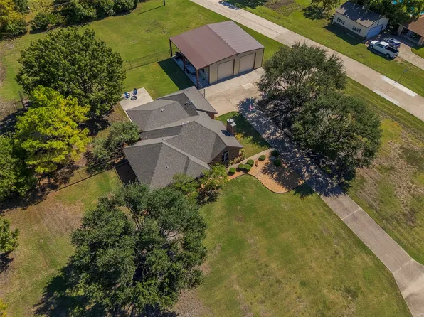 2225 The Crossings Dr, McKinney, TX 75069