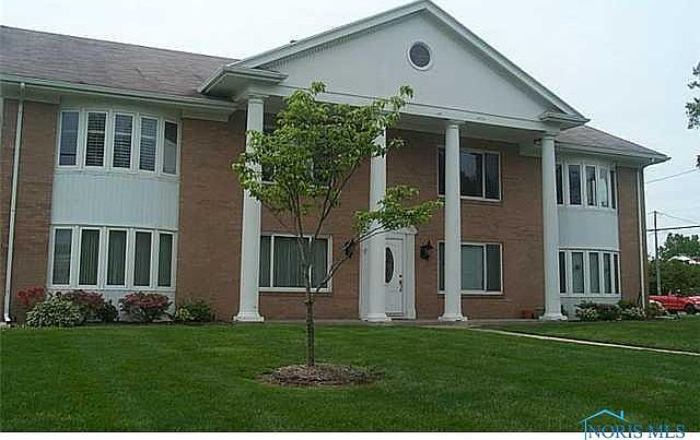 1st image of 4057 W Bancroft St