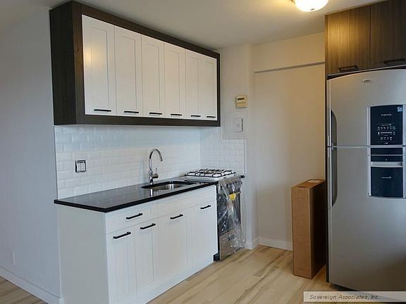 5th image of 1365 Saint Nicholas Ave APT 26L