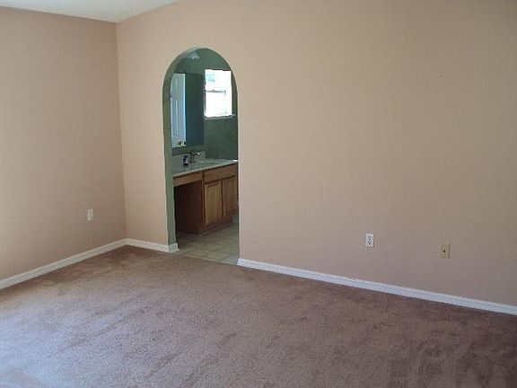 4th image of 2615 12th Sq SW