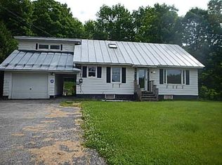 4 Kings Row, Barre, VT 05641