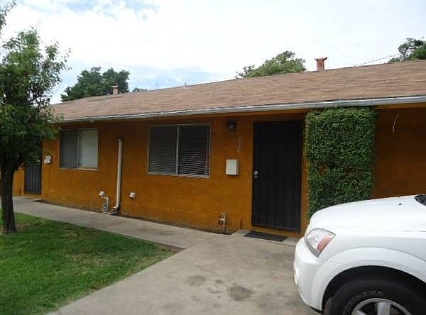 1st image of 828 Poplar Ave