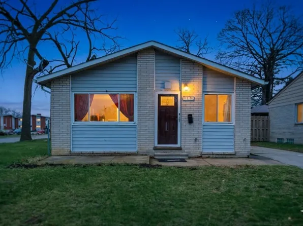 170 Beyne St, Mount Clemens, MI 48043