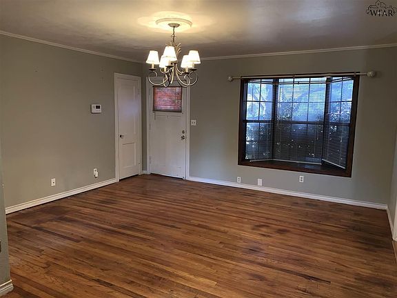 2nd image of 4323 Boren Ave
