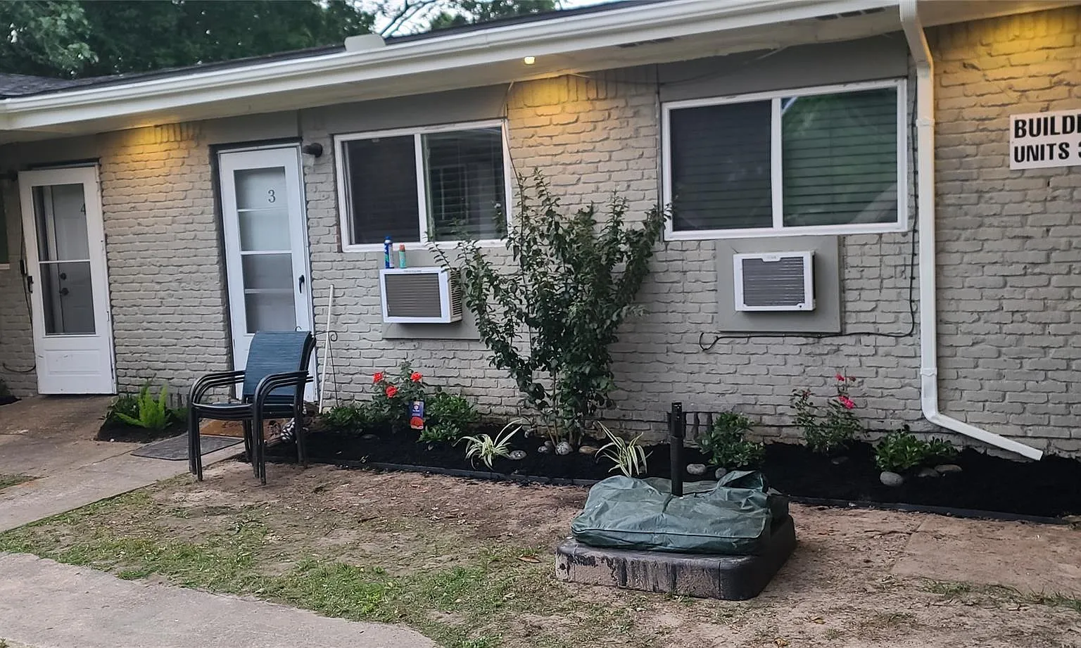 2 bed, 1.0 bath, 625 sqft, $1,250 — Photo 1
