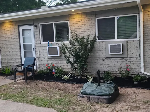 791 Fortune St APT 4, Houston, TX 77088