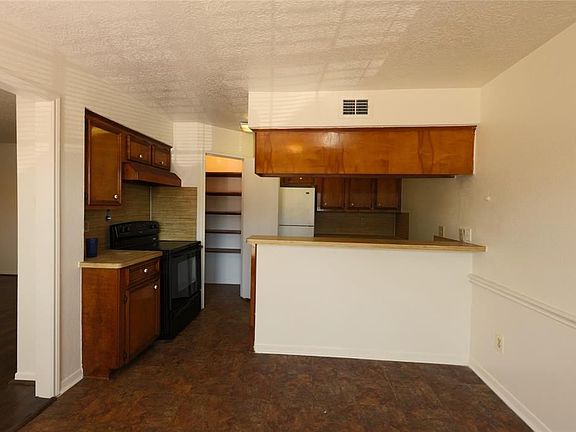 5th image of 11507 Meadow Ln Unit B