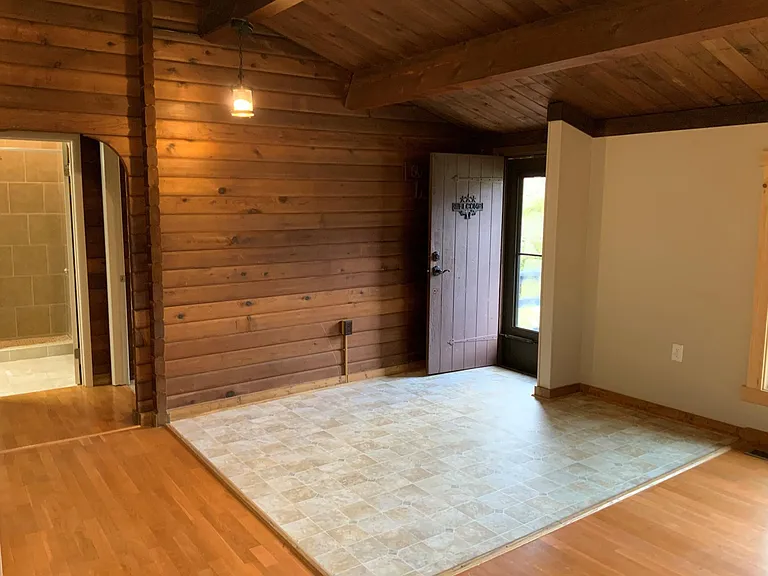 226 Easter Ridge Ln — Photo 4
