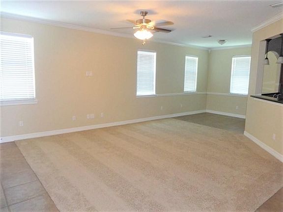3rd image of 636 29th Ave N