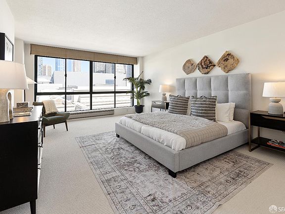 3rd image of 300 3rd St APT 818