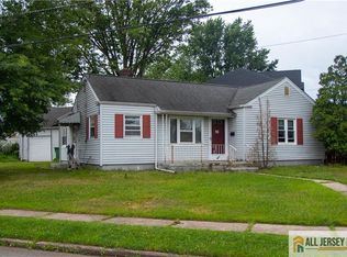 60 Runyon Ave, Edison, NJ 08817