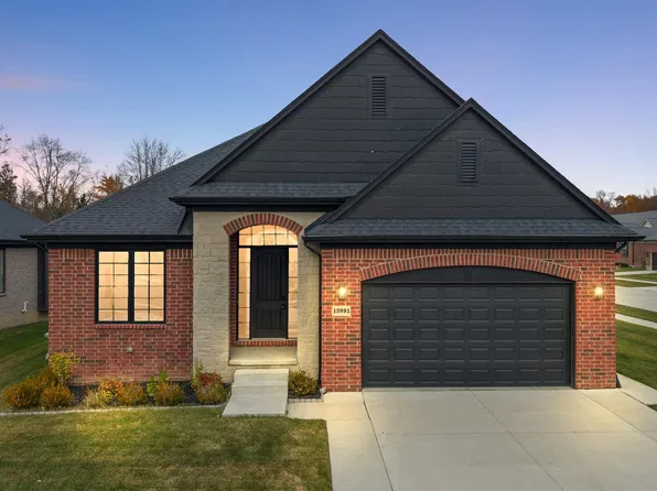 12891 Preston Pointe Dr, Shelby Township, MI 48315