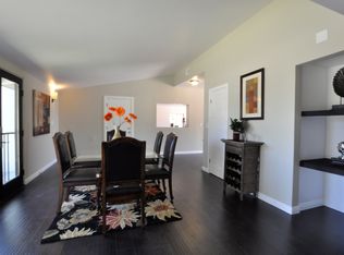 9945 Shoshone Ave, Northridge, CA 91325