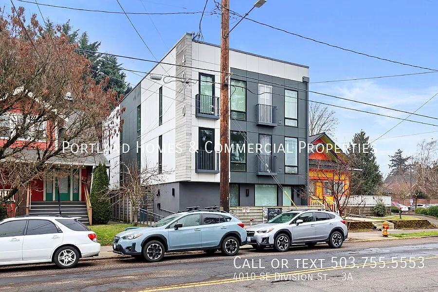 4010 SE Division St #3A