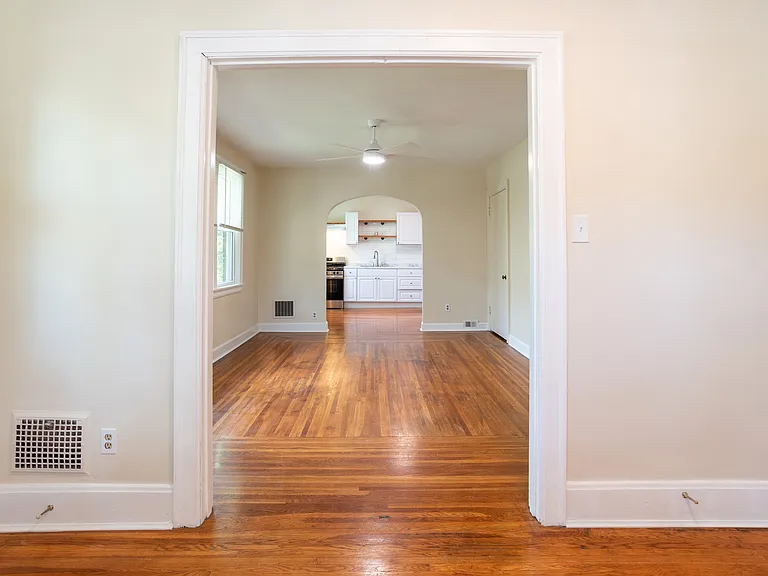 2956 Harrison Ave #3 — Photo 10