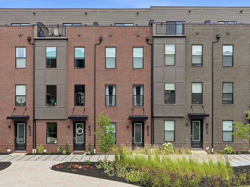 153 Locke St