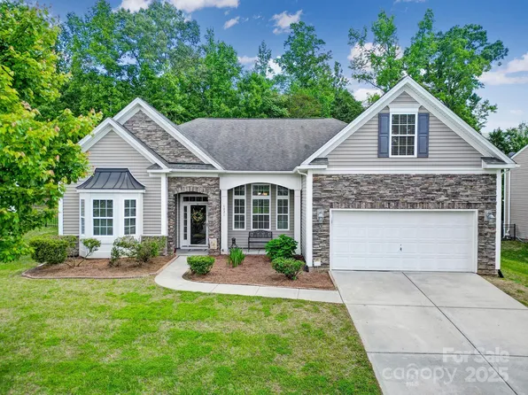 6021 Piscataway Ct, Rock Hill, SC 29732