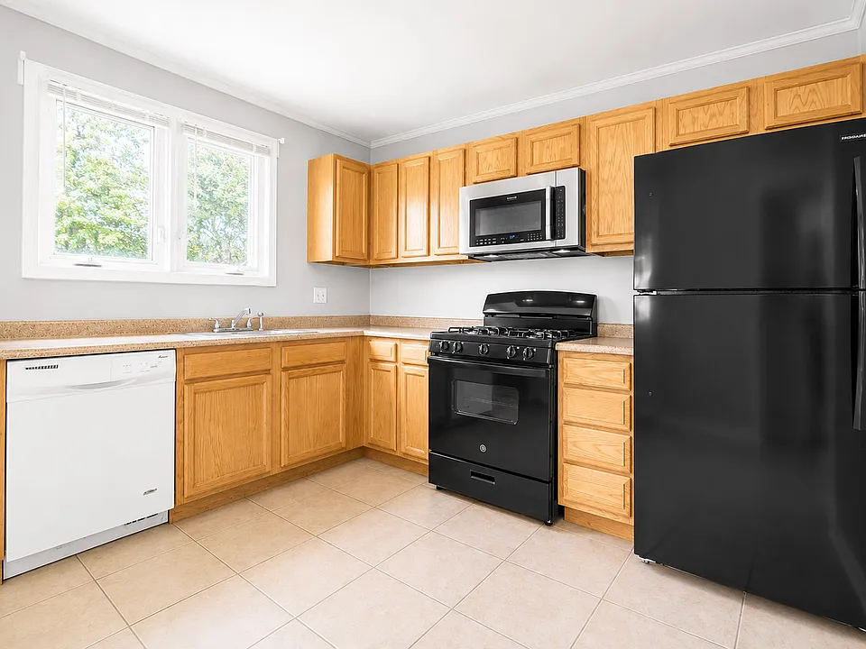 124 Delaware Ave