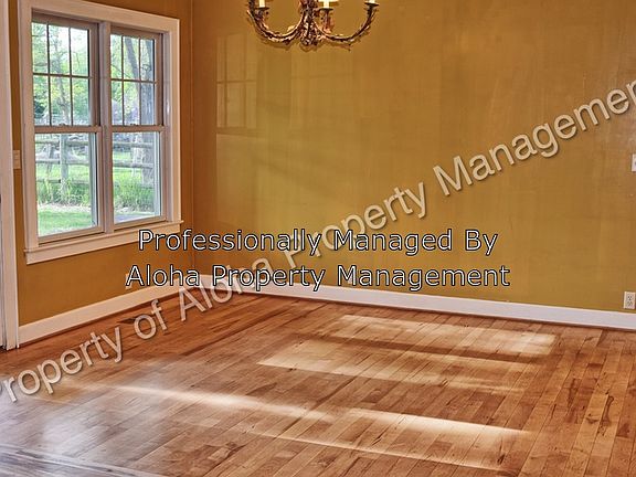 4th image of 3504 N Tamarack Dr