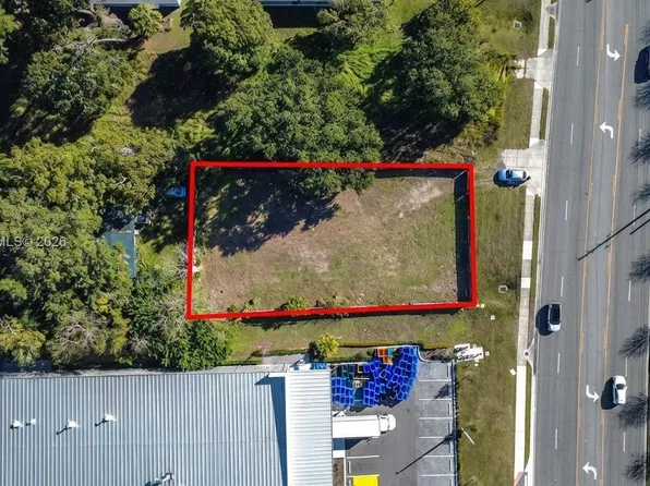 303 E LANCASTER, Orlando, FL 32809