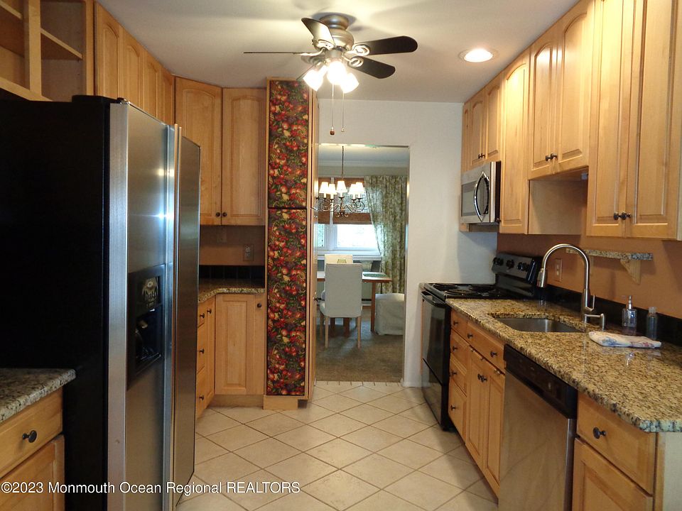 1st image of 71 Norwalk Avenue