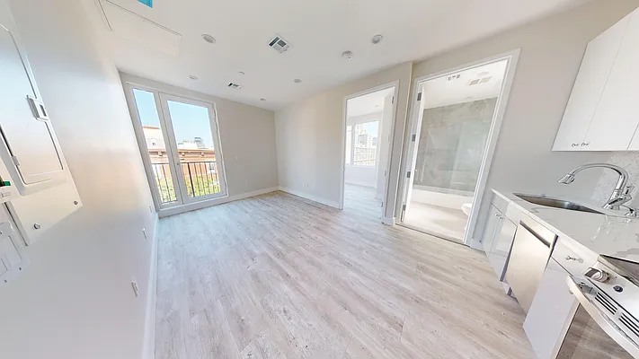 Rented by Skyhigh Realty NYC LLC | media 1