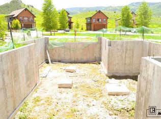 23660 Sagebrush Cir, Oak Creek, CO 80467