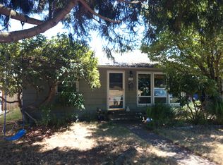 9338 32nd Ave SW, Seattle, WA 98126