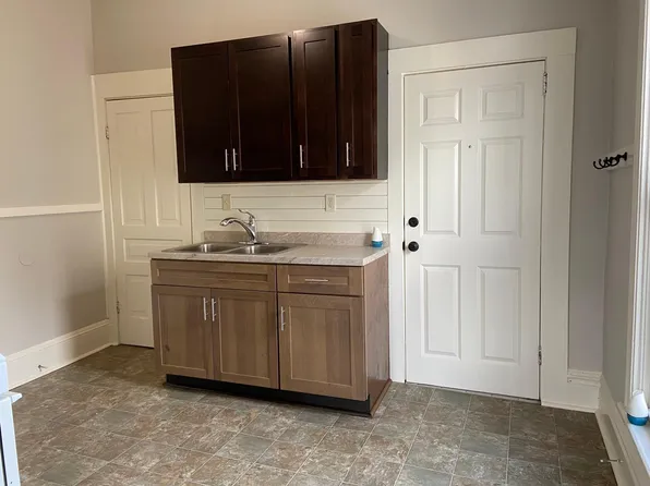 703 Fremont Ave NW, Grand Rapids, MI