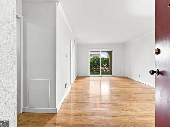 395 Pharr Rd NE APT 208, Atlanta, GA 30305