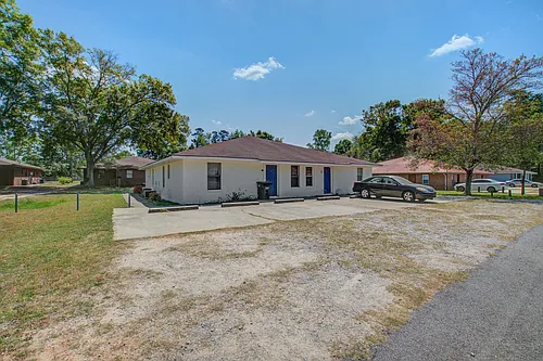 Silkwood Apartments Photo 1