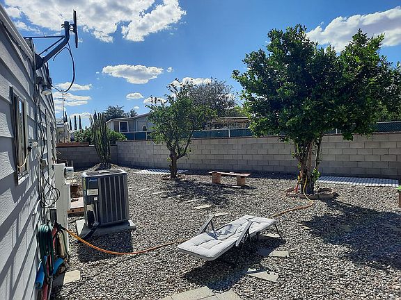 4th image of 108 W Mora Dr