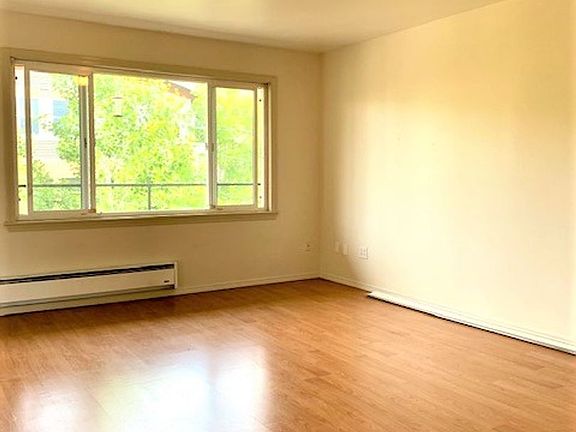 3rd image of 1653 21st Ave APT 302