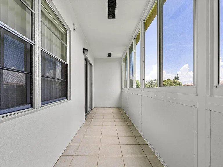 74 Mansfield Dr #B — Photo 22