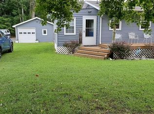 333 Marina Dr, Center Cross, VA 22437