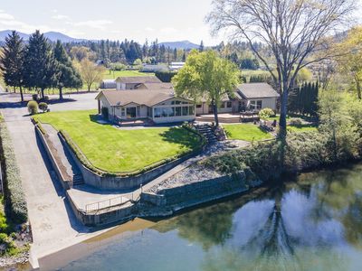 4780 Leonard Rd, Grants Pass, OR, 97527