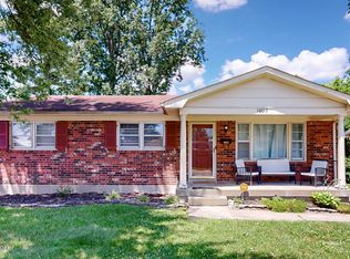 10012 Caven Ave, Louisville, KY 40229