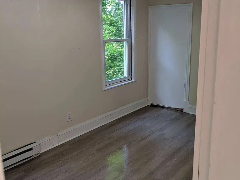 916 Jacob St #2 — Photo 9
