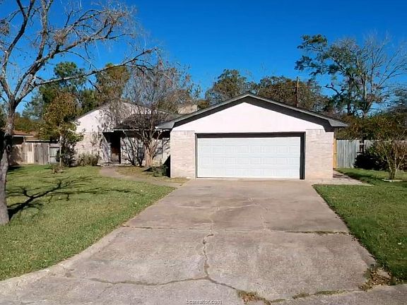 3rd image of 2722 Celinda Cir