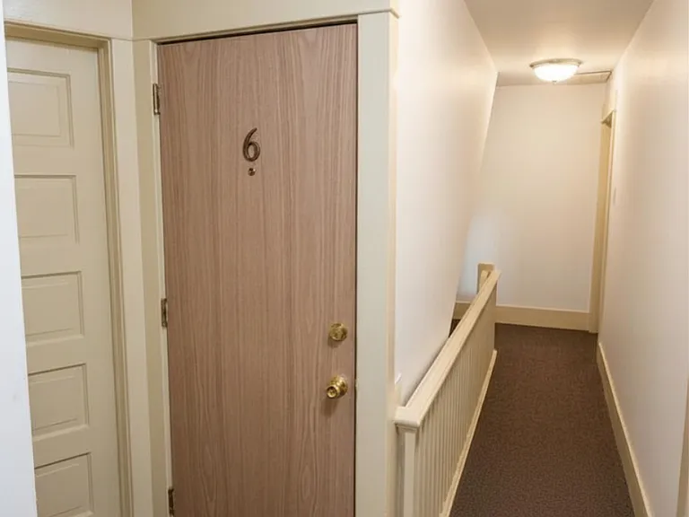 604 Emmet St #6 — Photo 2