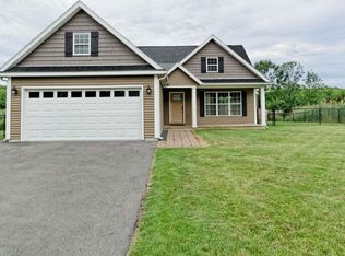31 Laura Ln, Ravena, NY 12143