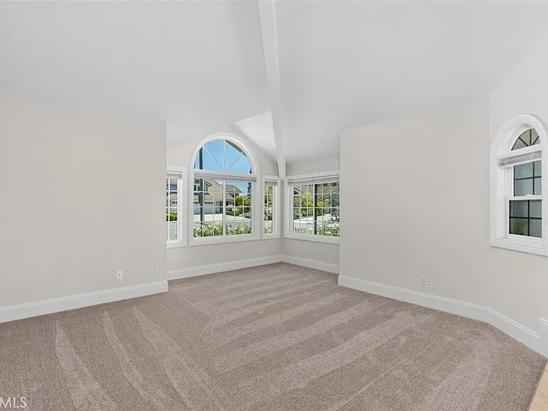 25231 Spindlewood — Photo 11