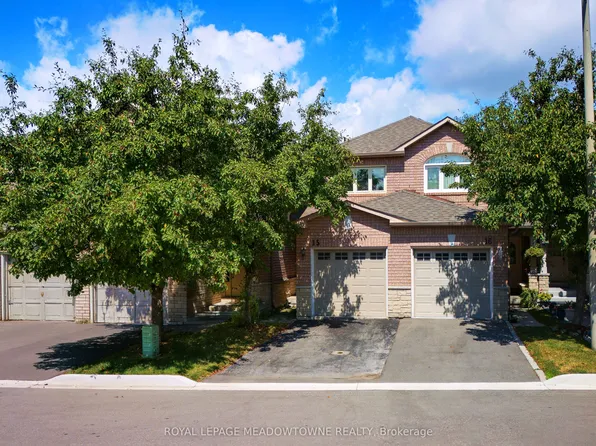 1285 Bristol Rd W #15, Mississauga, ON L5V 2H5