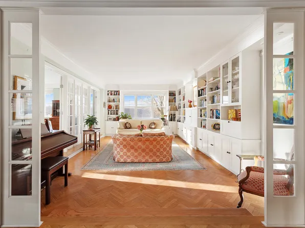 140 Cabrini Boulevard 18/19 image 1 of 19