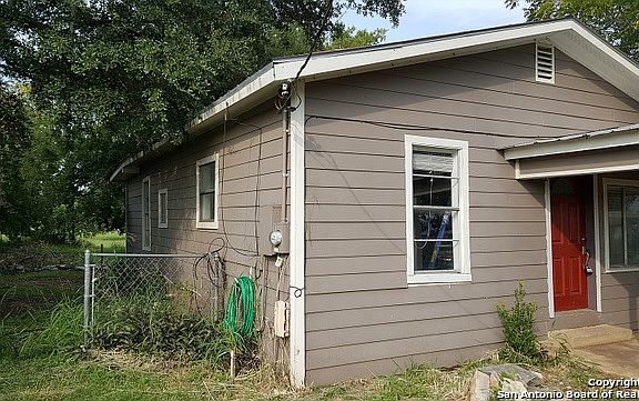 3rd image of 1109 7th St