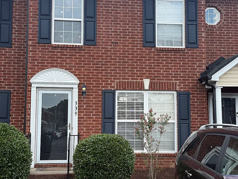 339 Stewarts Landing Cir — Photo 9