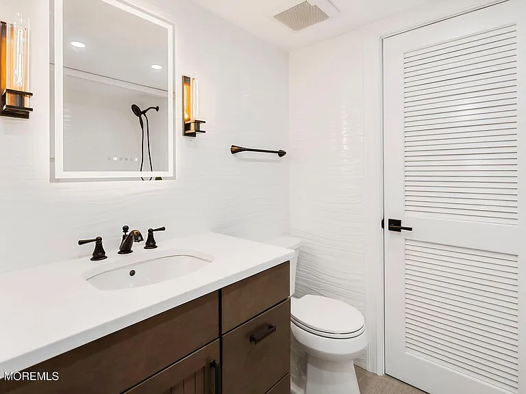 103 Hyacinth Ln — Photo 22