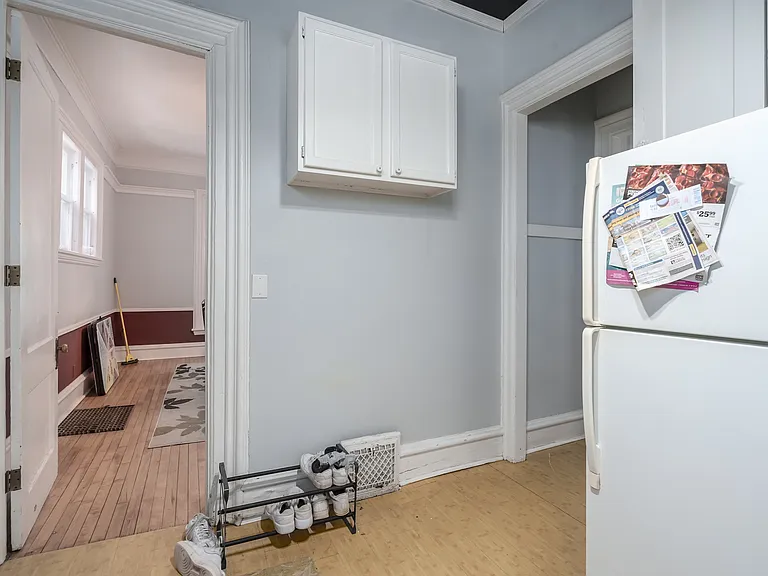 716 W Kalamazoo Ave — Photo 10